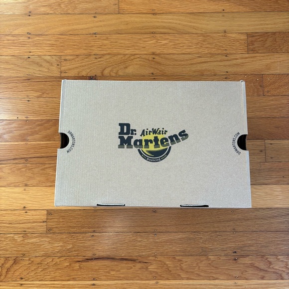 new! dr. martens buzz 5 eye tartan black + pink eu 38 us 7 - Picture 10 of 10